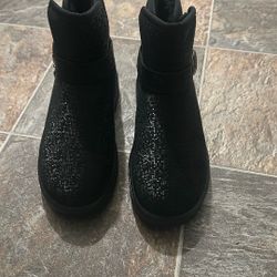 Women Boots Brand New Size 8