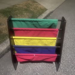 Book shelf book holder