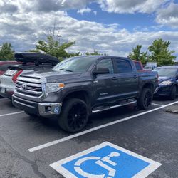 2017 Toyota Tundra 4WD