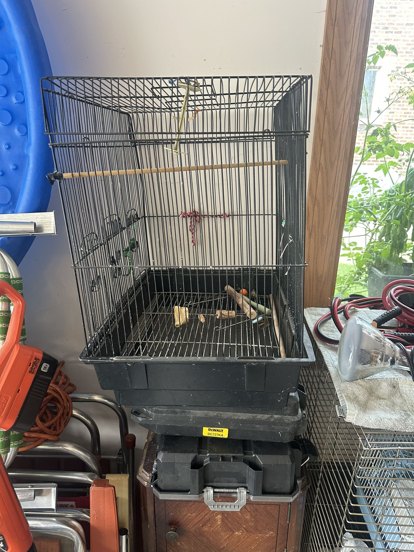 Birdcage 27 x 19