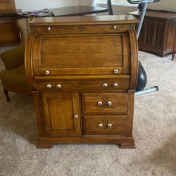 Antique Replica Of Oat Roll Top Desk 