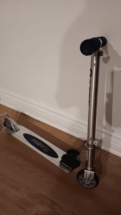 Razor Kick Scooter Silver