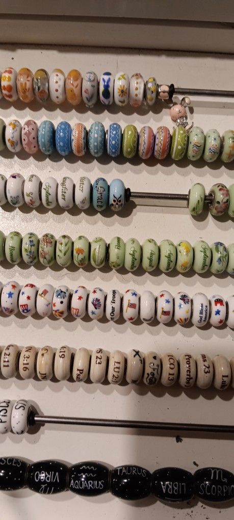Fenton Glass Charm Beads