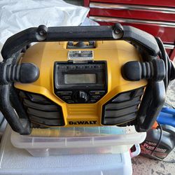 Dewalt Radio