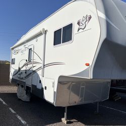2014 Arctic Fox 27.5W