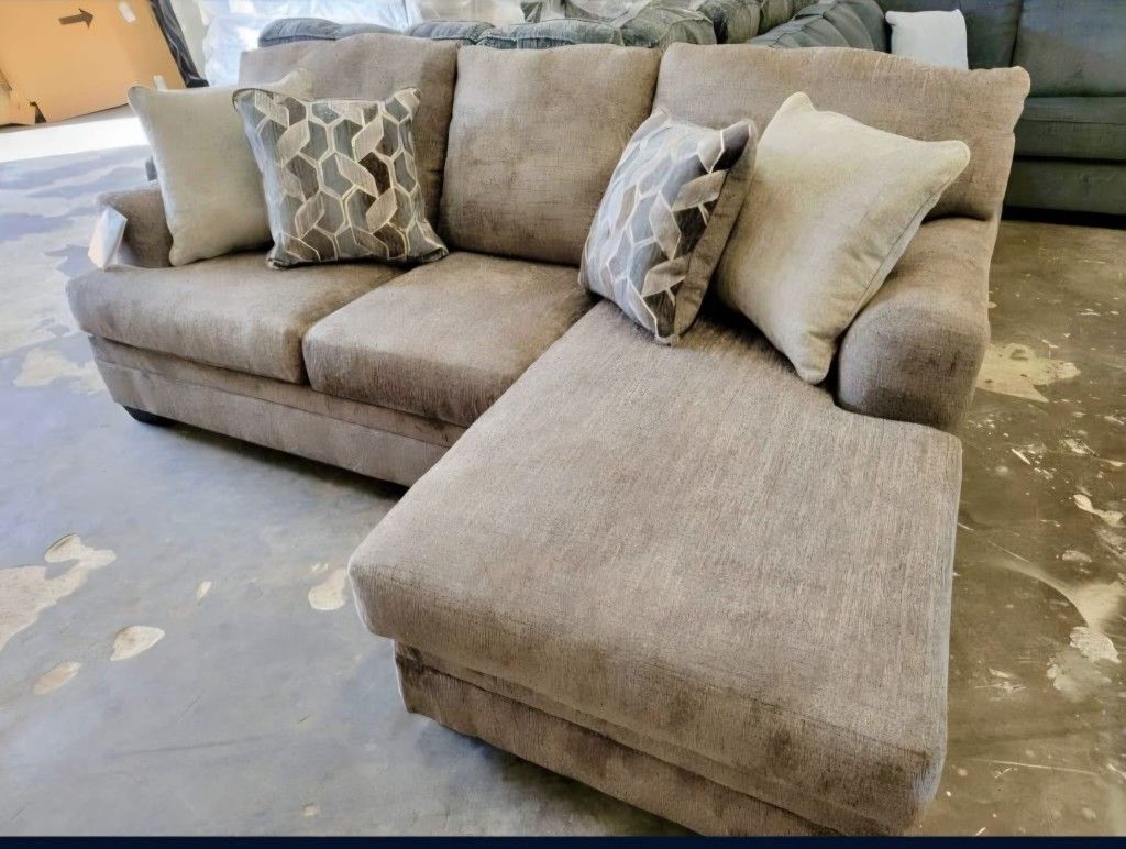 Abney Driftwood Sofa Chaise

Ashley Furniture $10 Down Payment And Financing Available
