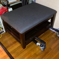 Jordan’s Furniture Ottoman 