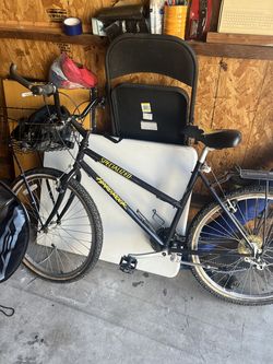 Specialized Hardrock Mountain Bike