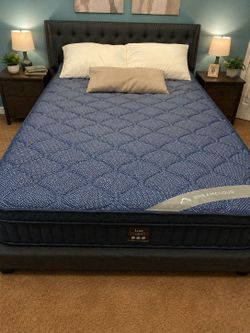 ❤️🔥 QUEEN SIZE MEMORY FOAM FIRM MATTRESS BLOWOUT SALE! 🔥❤️ Starting at Just $100! Take Home Today for Only $10 Down! 💥