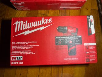 New M12 Milwaukee Drill Kit
