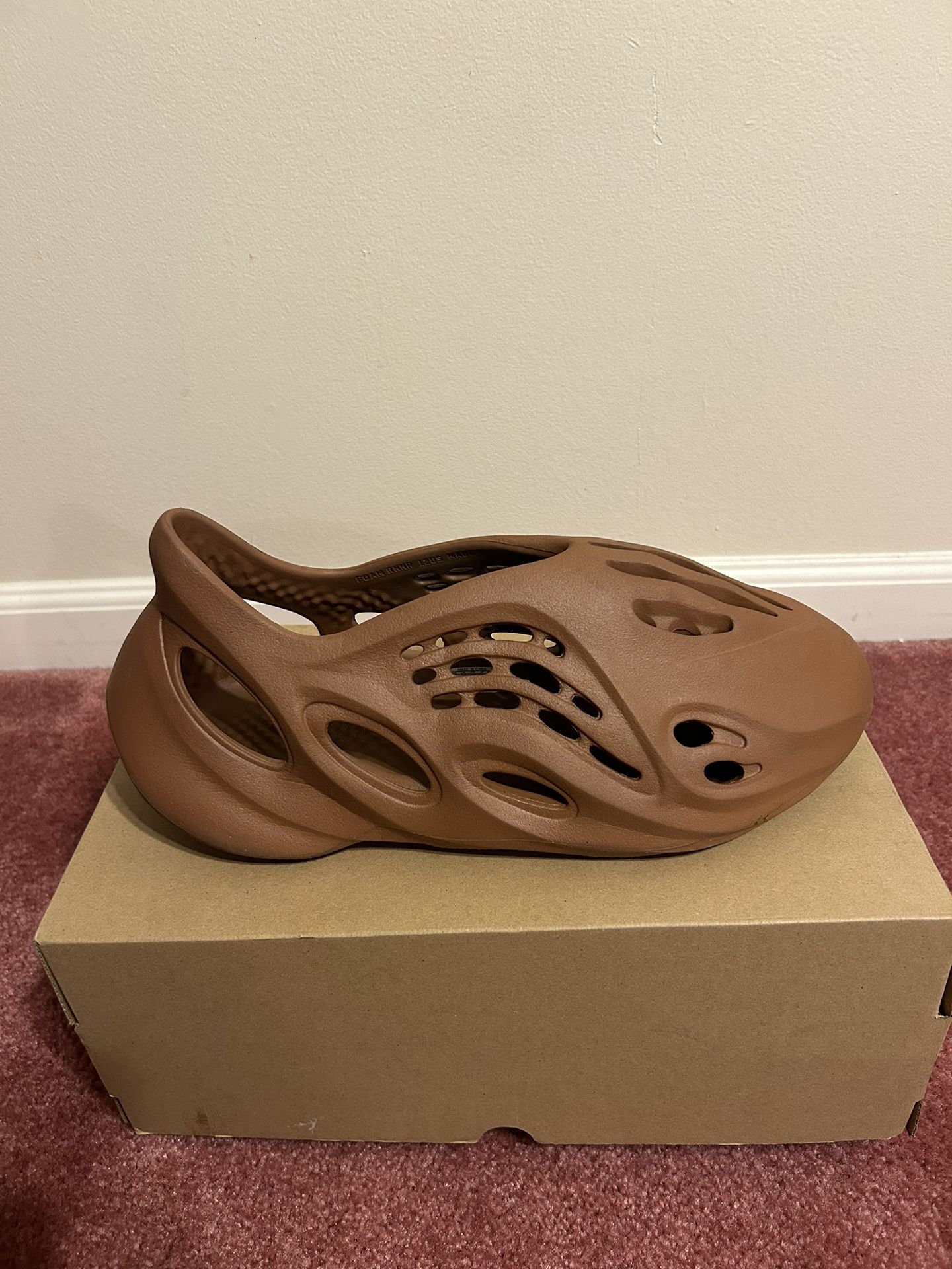 Yeezy Foam Runner ( Size 12)