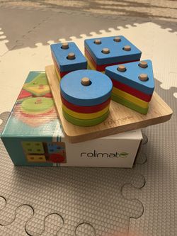 Rolimat Geometric Shape Sorter 24 month for Sale in Queens NY
