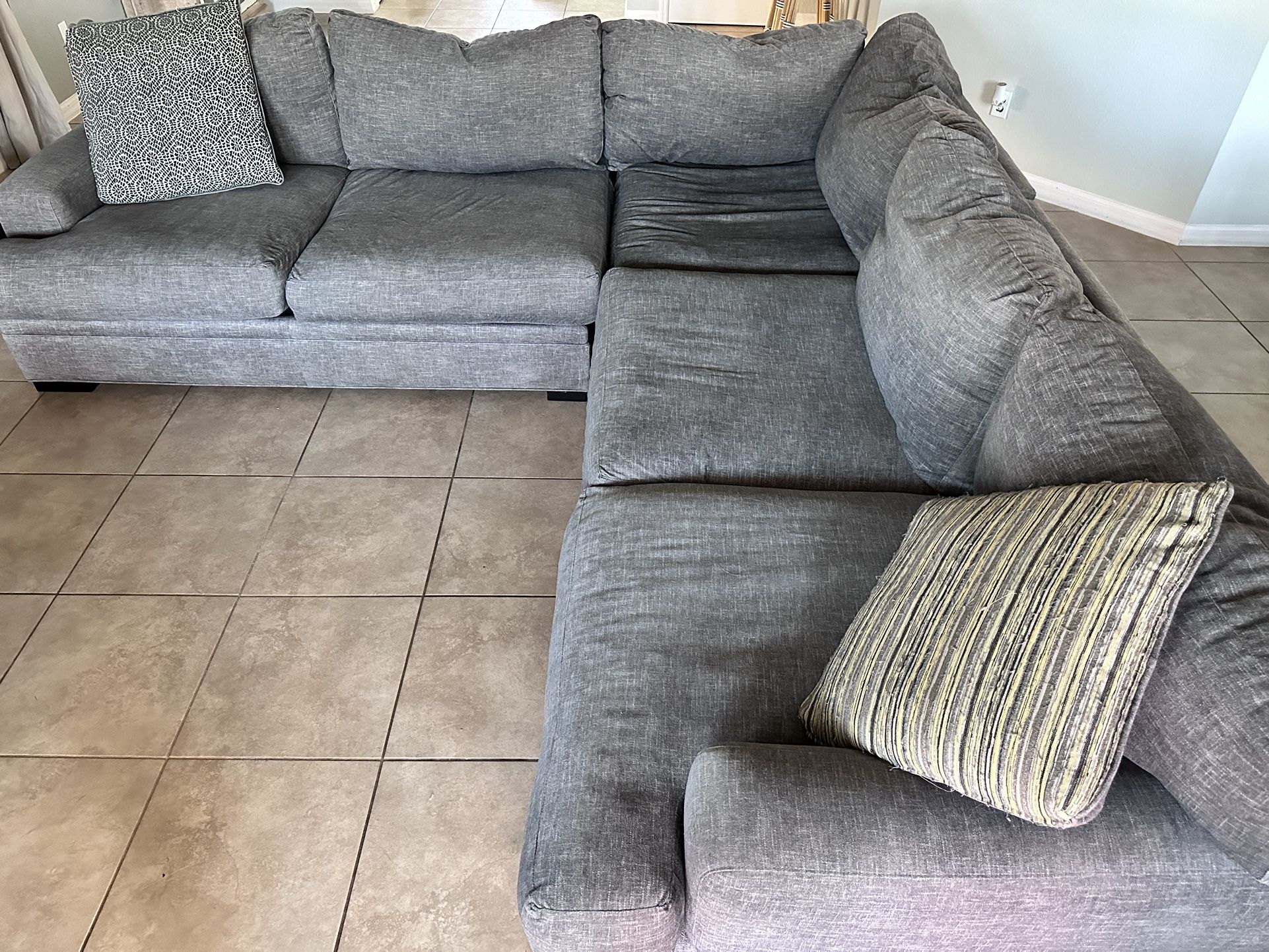 Sectional Couch $600 / OBO