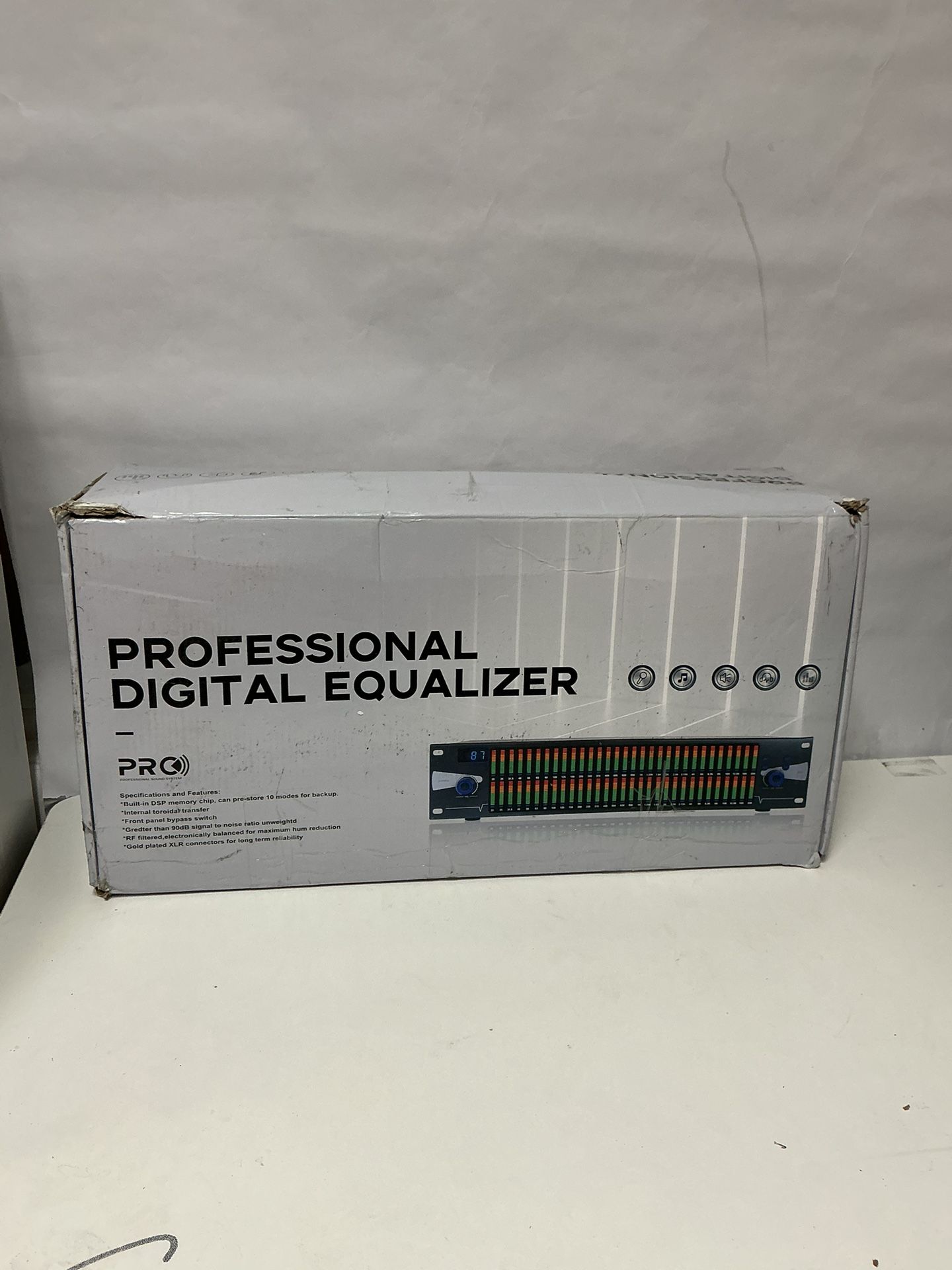 31-band Stereo Graphic Digital Equalizer Music Spectrum Analyzer for Home / KTV