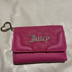 Juicy Couture Heartless Rhinestone Wallet 💕