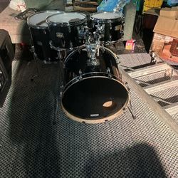 Yamaha Stage Coustom. (Raven Black) 