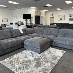 🛋️ Gray Modular Sectional w/ Chaise – $1599 Steal!