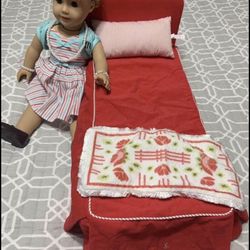 American Girl Doll (MARYELLEN), Retired Molly Mcintyre American Girl Bed, Red Cover, Rug, Pillow  ( There’s Pics Of What They Sold For On eBay)