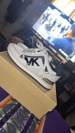 Michael Kors Shoes  $80
