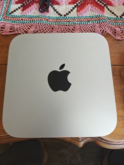 Mac Mini M1 16gb RAM 1TBSSD + Portable Monitor