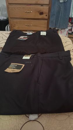 Men’s dockers pants