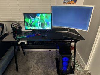 Black Desk