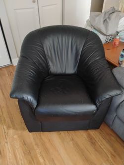 Leather Chair Good Condition