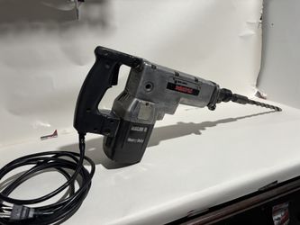 Black & Decker Professional Macho II Rotary Hammer Drill