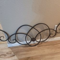 Frames & Metal Wall Decor