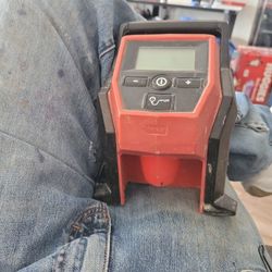Milwaukee M12 Inflater 