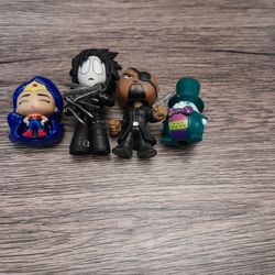 4 Figures