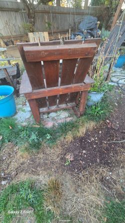 4 chairs , fire pit