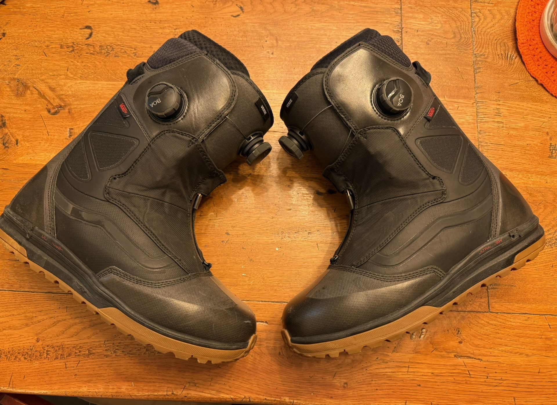 Vans - Verse Range Bryan Iguchi Men's Snowboarding boots - Black Size 11