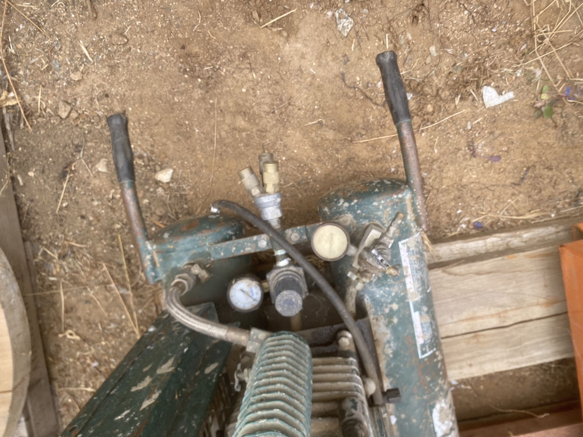 Gas Air Compressor