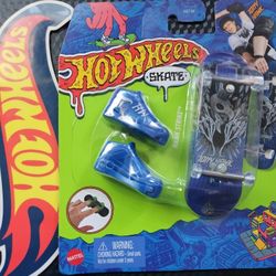 Hot Wheels Skate Hawk Strike Treasure Hunt Skateboard 