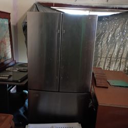 Samsung Refrigerator 