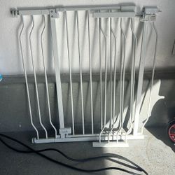 Extendable Gate For Pets And Baby summer