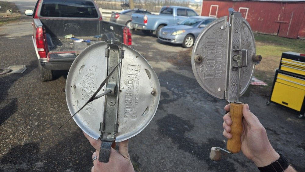 Antique stovetop popcorn