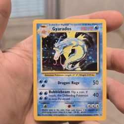 Base Set Gyarados Pokemon Card