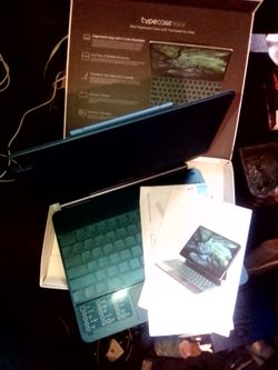 Typecase Edge iPad Keyboard Case with Trackpad with Screen protector