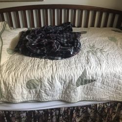 Trundle Bed  Good Condition