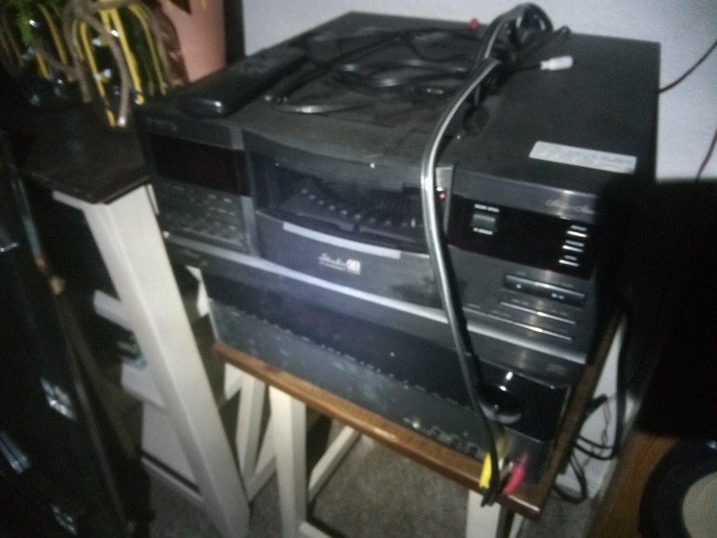 Harman Kardon Audio Receiver And Studio 60 CD 