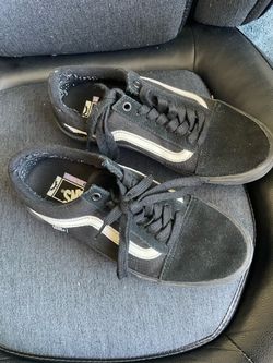 Black vans old skool