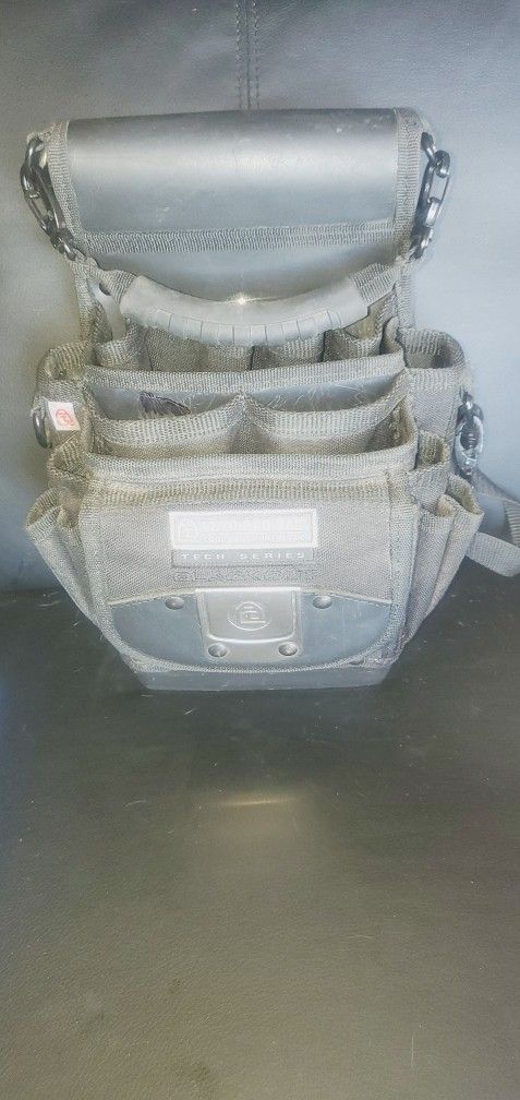 MP4 Blackout Tool Bag