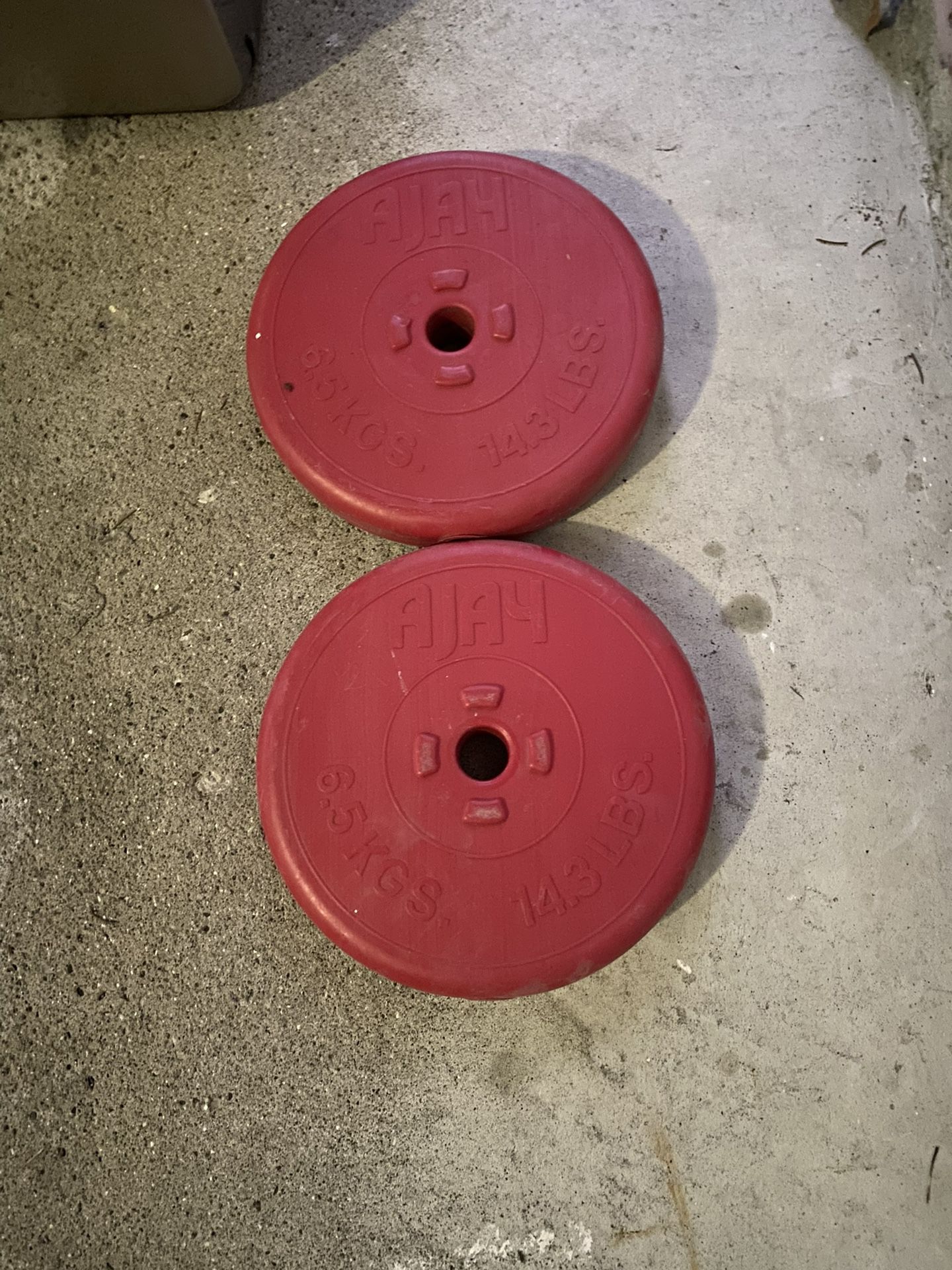 2 Red Free Weights 6.5 Kgs/ 14.5 Ibs