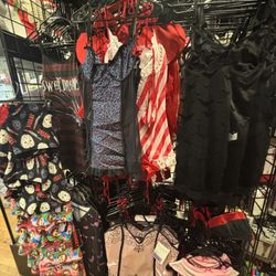 Women’s Sexy Lingerie Corsets Ruffle Shorts And Stockings Halloween Sexy 