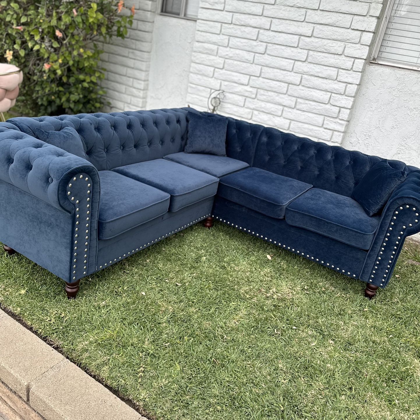 VELVET L SHAPE SOFA