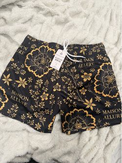 Designer Street Wear Mesh Shorts - Large