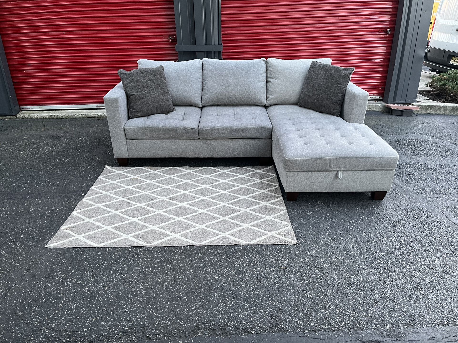 Sectional Couch with Storage !! Delivery Available 🚚!! Dimensions: 93” Length x 34” Height x 35” Depth ( 62” Depth Chaise with Storage)