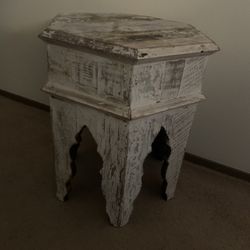 End Table / Stool